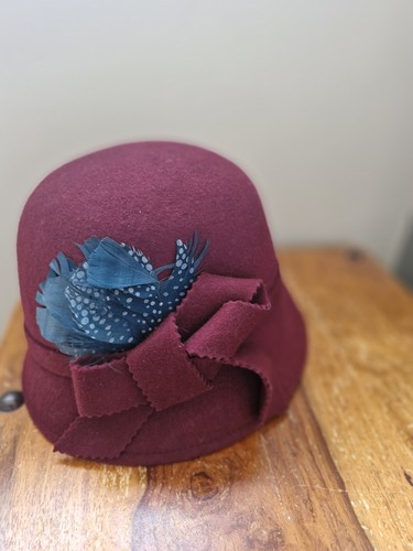 Dickens jones claret - claret, felt
