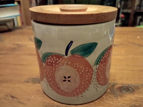 Retro dickens and jones apple - jones,